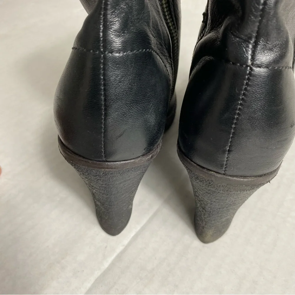 Johnston & Murphy Ankle Heel Bootie Leather Boots - Picture 5 of 13